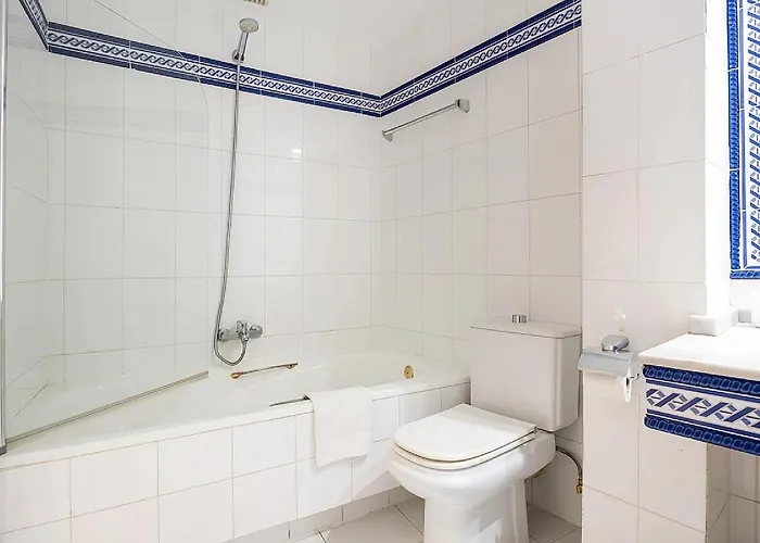 Private Balcony Walk To Mezquita Alcazar Lejlighed Córdoba