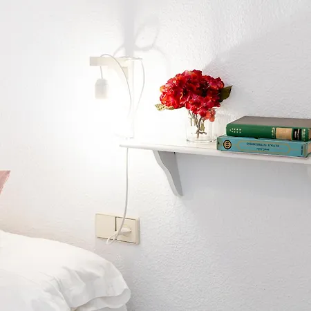 Private Balcony Walk To Mezquita Alcazar Apartment *