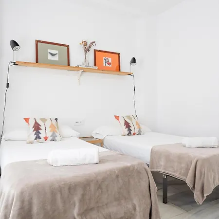 Private Balcony Walk To Mezquita Alcazar Apartment Córdoba