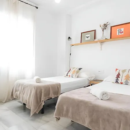 Private Balcony Walk To Mezquita Alcazar Apartment