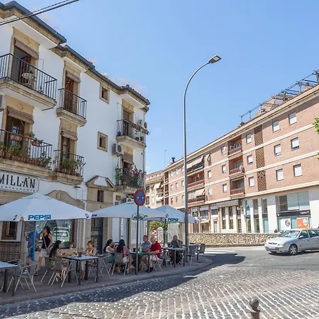 Private Balcony Walk To Mezquita Alcazar
