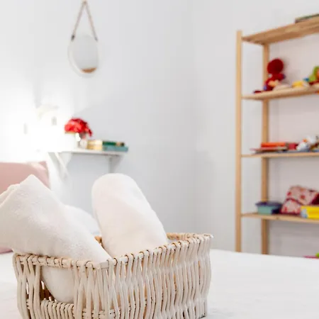 Private Balcony Walk To Mezquita Alcazar *