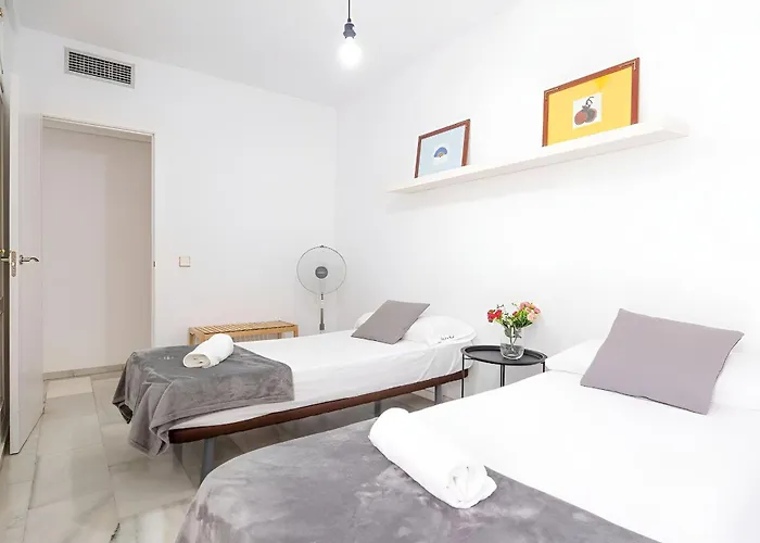 아파트 Private Balcony Walk To Mezquita Alcazar