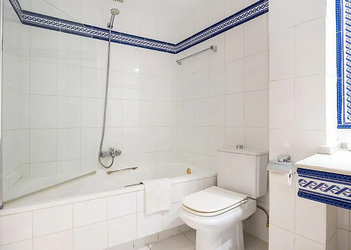 Private Balcony Walk To Mezquita Alcazar *